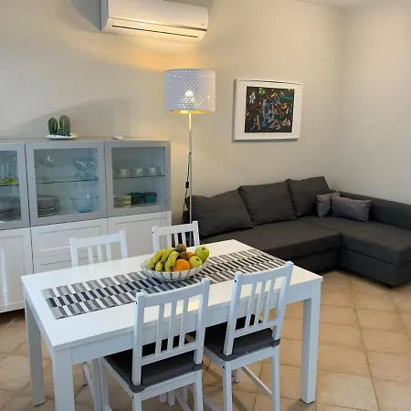 Casa Biondo Apartment *